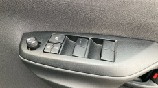 Toyota Yaris Cross 1.5 Hybrid Design 5dr CVT Hybrid Estate